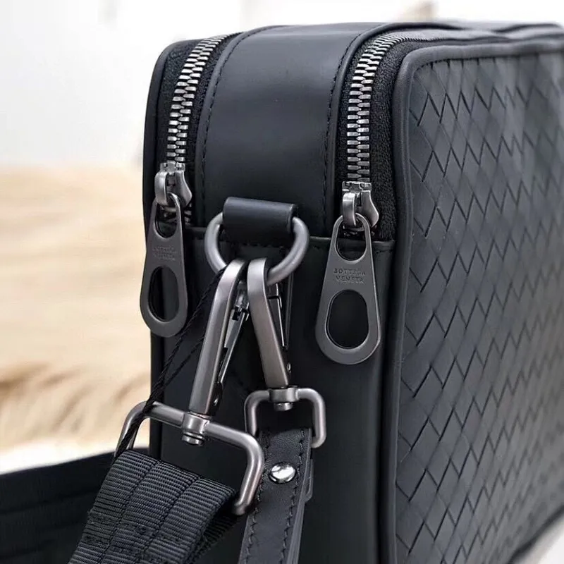All categories 💚 Top version men’s bags 💚 BV 2024 new BV crossbody bag